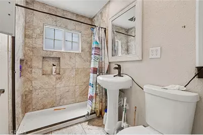 21 E Emerson Avenue, Tracy, CA 95376 - Photo 31