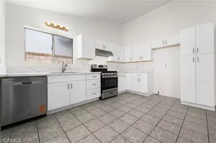 15940 Mesa Dr, Fontana, CA 92336 - Photo 21