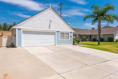 15940 Mesa Dr, Fontana, CA 92336 - Photo 3