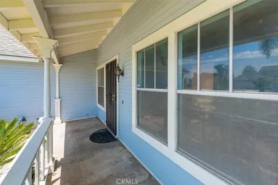 15940 Mesa Dr, Fontana, CA 92336 - Photo 5