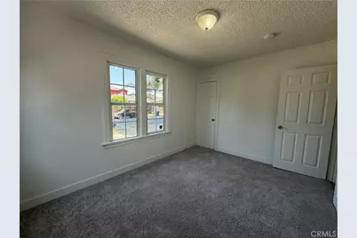 712 E 82nd, Los Angeles, CA 90001 - Photo 7