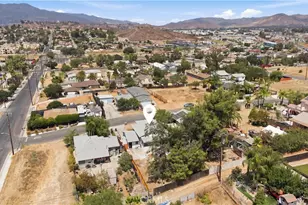 406 Lookout, Lake Elsinore, CA 92530 - Photo 31