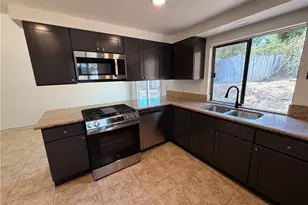 30240 Santa Cecilia, Temecula, CA 92592 - Photo 3