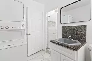 205 Waring, Riverside, CA 92507 - Photo 11