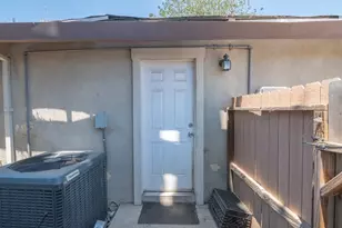 205 Waring, Riverside, CA 92507 - Photo 25