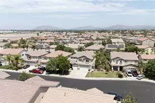25960 Corte Antigua, Moreno Valley, CA 92551 - Photo 37