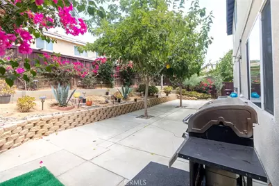 25960 Corte Antigua, Moreno Valley, CA 92551 - Photo 33