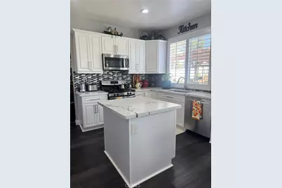 31885 Odyssey, Winchester, CA 92596 - Photo 11