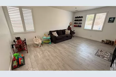 17289 Woodentree Lane, Riverside, CA 92503 - Photo 11