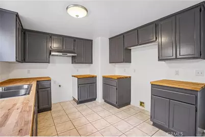1503 W Adams, Los Angeles, CA 90007 - Photo 11