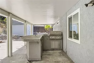 2132 Trafalgar, Riverside, CA 92506 - Photo 43