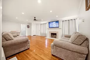 1050 W Olive St, Corona, CA 92882 - Photo 7