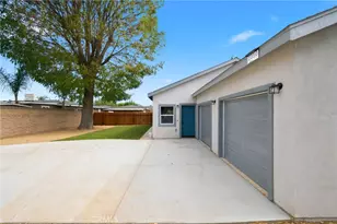 1050 W Olive St, Corona, CA 92882 - Photo 17