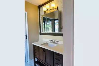 9795 Lime Avenue, Fontana, CA 92335 - Photo 5