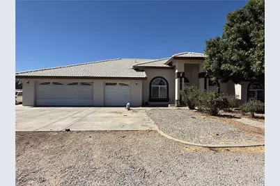 6439 Lime, Phelan, CA 92371 - Photo 3