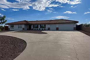 18266 Manzanita, Hesperia, CA 92345 - Photo 1