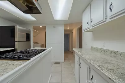 9426 Tamarisk #21, Hesperia, CA 92345 - Photo 15