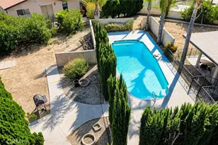 2476 San Padre Ct, Hemet, CA 92545 - Photo 9