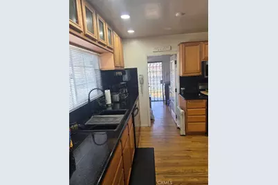 1117 E 65th, Los Angeles, CA 90001 - Photo 19