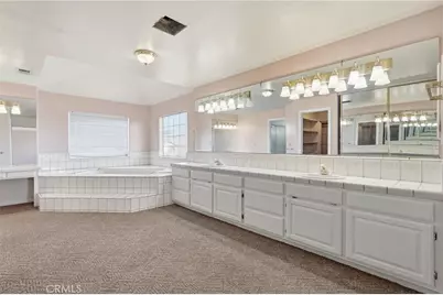 17943 Garden Glen Drive, Victorville, CA 92395 - Photo 19