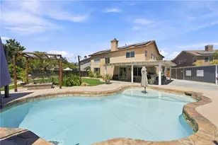 25075 Bonnet Cir, Menifee, CA 92584 - Photo 23