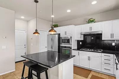 30865 Oak Knoll Drive, Menifee, CA 92584 - Photo 13