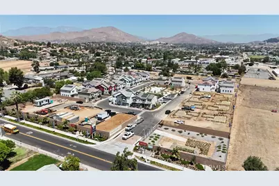 8654 Majesty Lane, Rubidoux, CA 92509 - Photo 13