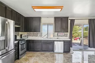 575 Lauresa, Hemet, CA 92544 - Photo 9