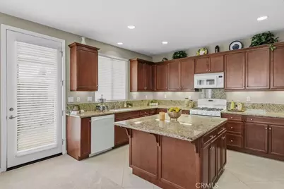 266 Bridle Trail, Beaumont, CA 92223 - Photo 15