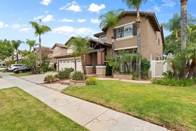 515 Rembrandt, Corona, CA 92882 - Photo 3