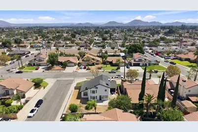 17794 Sandhurst, Fontana, CA 92336 - Photo 39