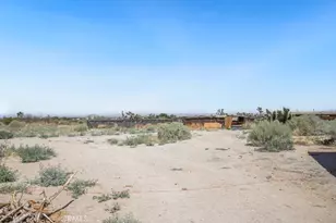 1930 Calaveras, Pinon Hills, CA 92372 - Photo 25