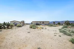 1930 Calaveras, Pinon Hills, CA 92372 - Photo 27