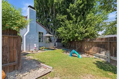 3411 Elmwood Court, Riverside, CA 92506 - Photo 31