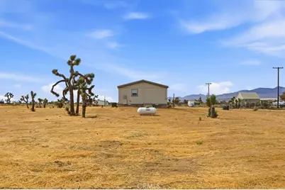 11251 Nevada Road, Phelan, CA 92371 - Photo 3