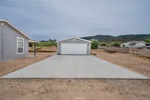 745 Pinon Rd, Pinon Hills, CA 92372 - Photo 3