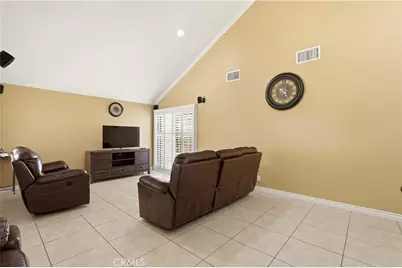 6031 S Van Ness, Los Angeles, CA 90047 - Photo 9