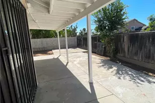 13366 Helmsdale St, Moreno Valley, CA 92553 - Photo 15