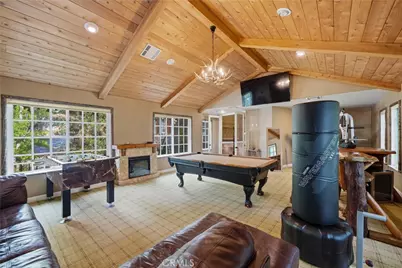 30151 Skyline, Running Springs, CA 92382 - Photo 67
