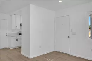 15153 Prado Ct, Victorville, CA 92395 - Photo 5