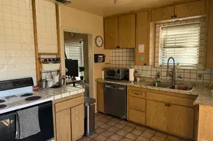 416 Oakdale Dr, Claremont, CA 91711 - Photo 3