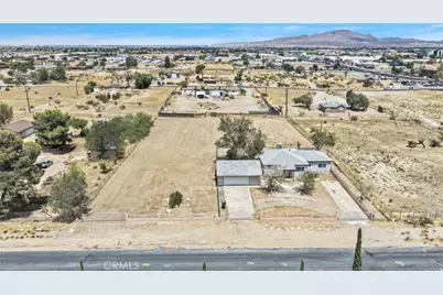 15212 Dos Palmas, Victorville, CA 92392 - Photo 61