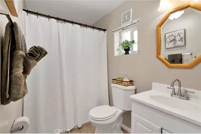 15212 Dos Palmas, Victorville, CA 92392 - Photo 25