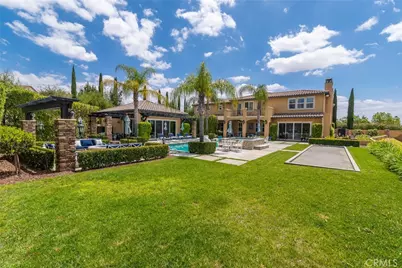 455 Wrightwood Court, Riverside, CA 92506 - Photo 9