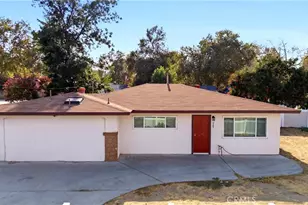 905 N Santa Fe St, Hemet, CA 92543 - Photo 3