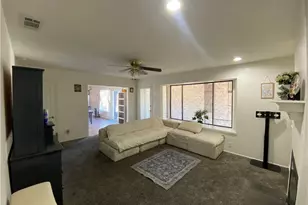 18390 Durham Ln, Victorville, CA 92395 - Photo 9