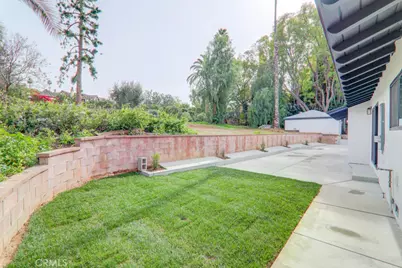 6174 Hawarden, Riverside, CA 92506 - Photo 35