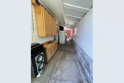 5903 Tipton, Los Angeles, CA 90042 - Photo 29