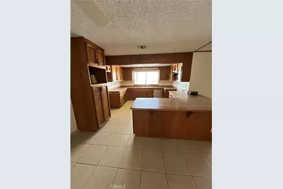 7515 Peach, Hesperia, CA 92345 - Photo 9