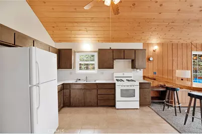 1140 Mitchell, Big Bear City, CA 92314 - Photo 27